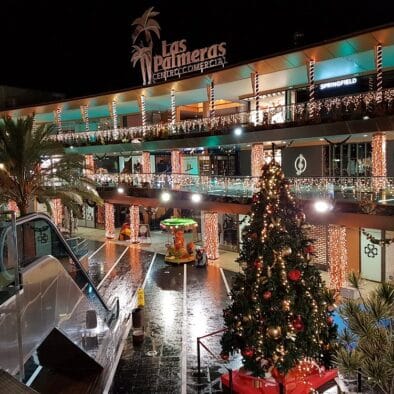 Las Palmeras shopping mall